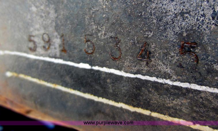 image for item D5642 1976 Hobbs flatbed trailer