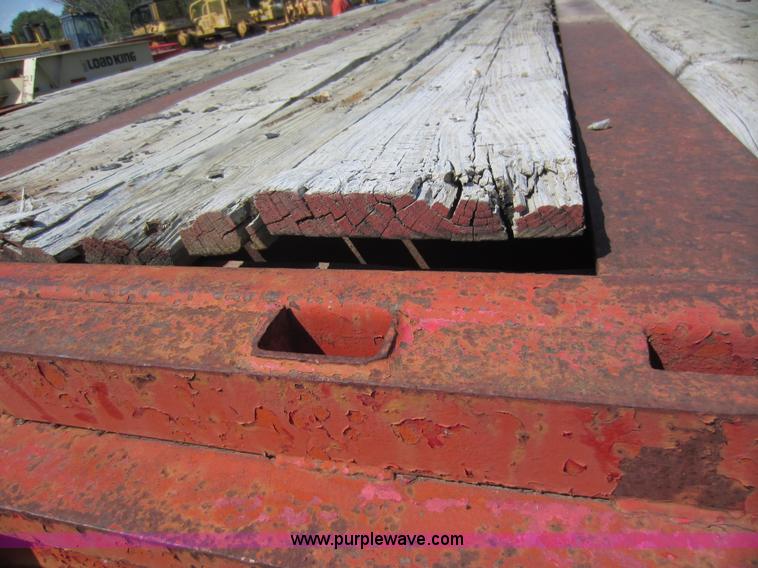 image for item D5643 1972 Trailmobile flatbed semi trailer