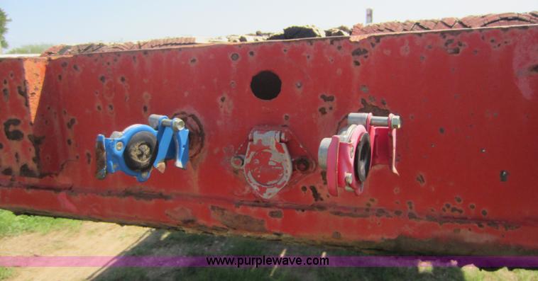 image for item D5643 1972 Trailmobile flatbed semi trailer