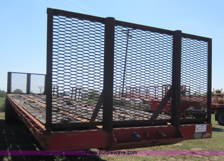image for item D5644 1973 Hobbs flatbed semi trailer