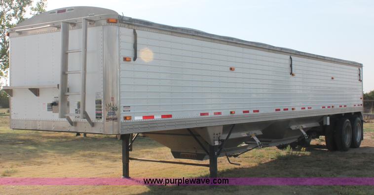 image for item F6022 2010 Timpte Super Hopper 42' grain trailer