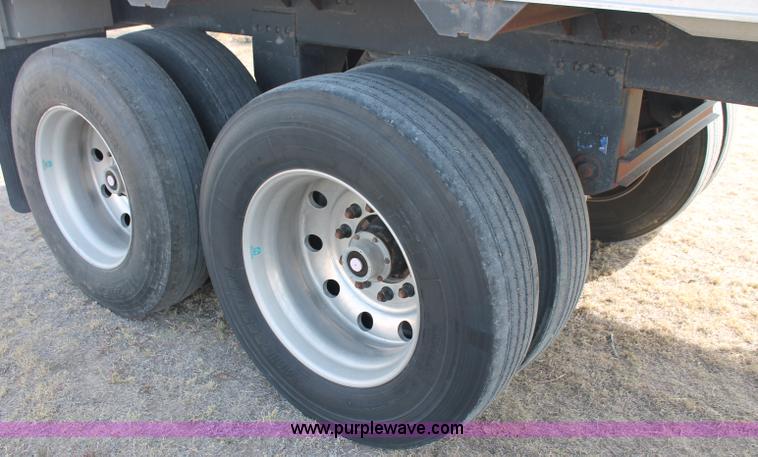 image for item F6024 2009 Timpte Super Hopper 42' grain trailer