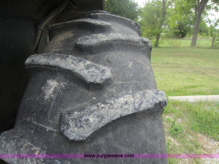 image for item F6507 John Deere 2850 tractor