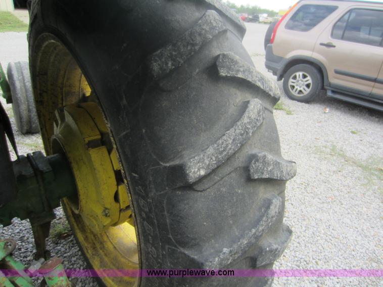 image for item F6507 John Deere 2850 tractor