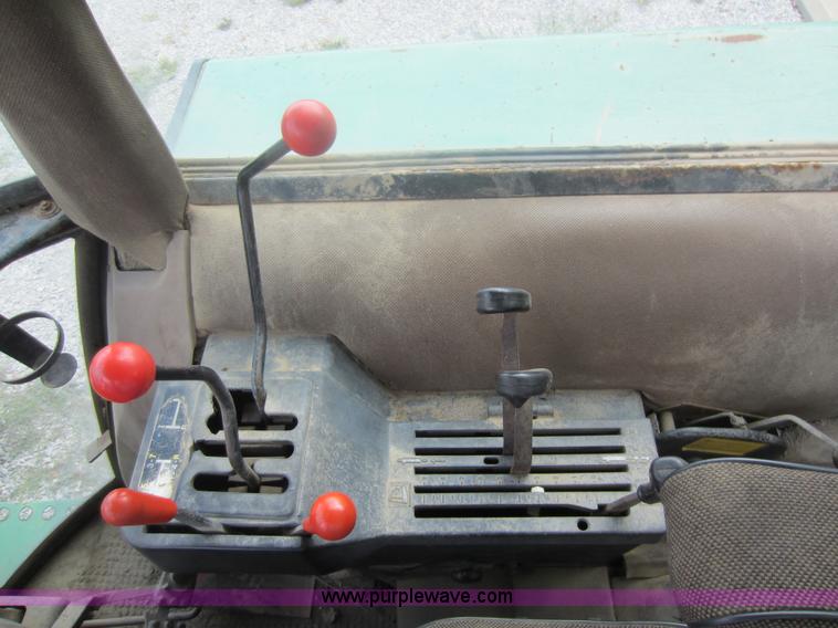 image for item F6507 John Deere 2850 tractor