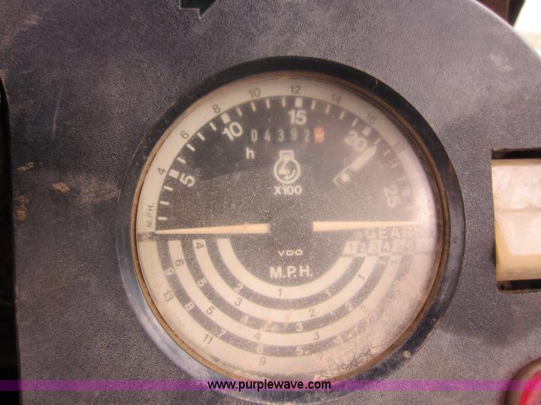 image for item F6507 John Deere 2850 tractor