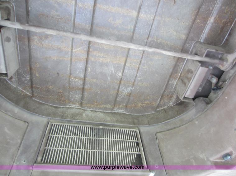 image for item F6507 John Deere 2850 tractor