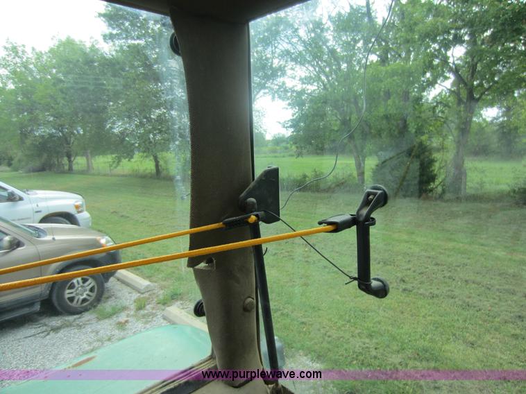 image for item F6507 John Deere 2850 tractor