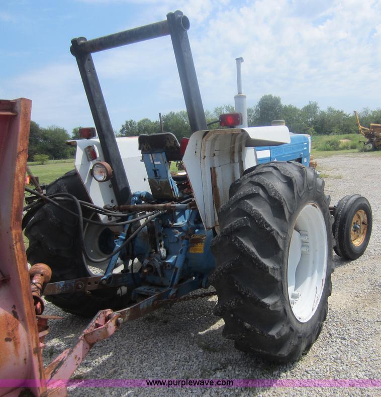 image for item F6510 Ford 5900 tractor