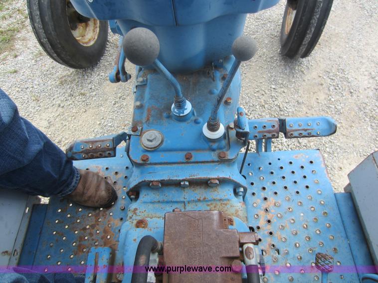image for item F6510 Ford 5900 tractor