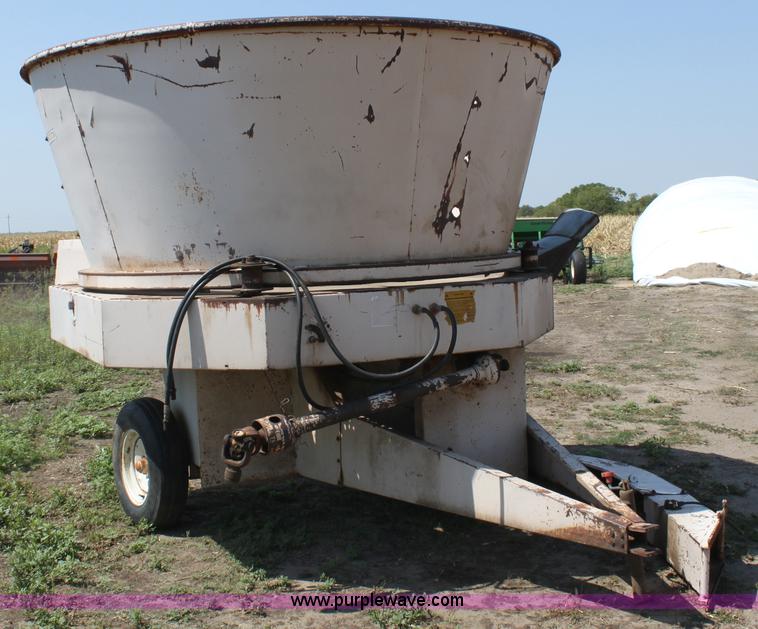 image for item G4710 Sundance Tubmiller 901 tub grinder