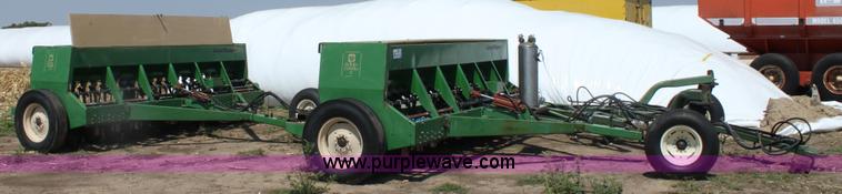 image for item G4711 (2) Great Plains Solid Stand 13 drills