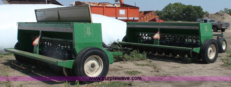 image for item G4711 (2) Great Plains Solid Stand 13 drills