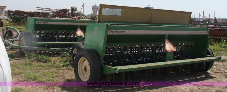 image for item G4711 (2) Great Plains Solid Stand 13 drills