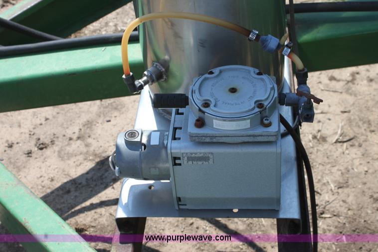 image for item G4711 (2) Great Plains Solid Stand 13 drills