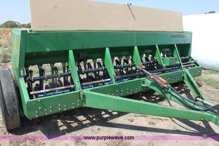 image for item G4711 (2) Great Plains Solid Stand 13 drills