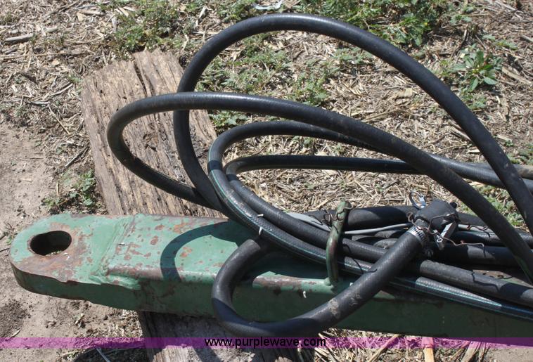 image for item G4711 (2) Great Plains Solid Stand 13 drills