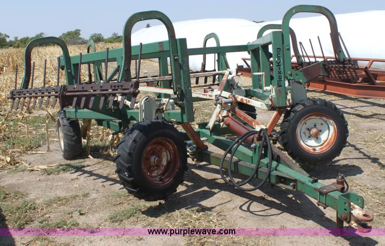 image for item G4712 Flex King R25 rod weeder