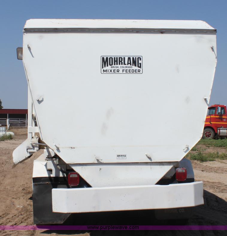 image for item G4726 1995 Mack CH613 feed truck