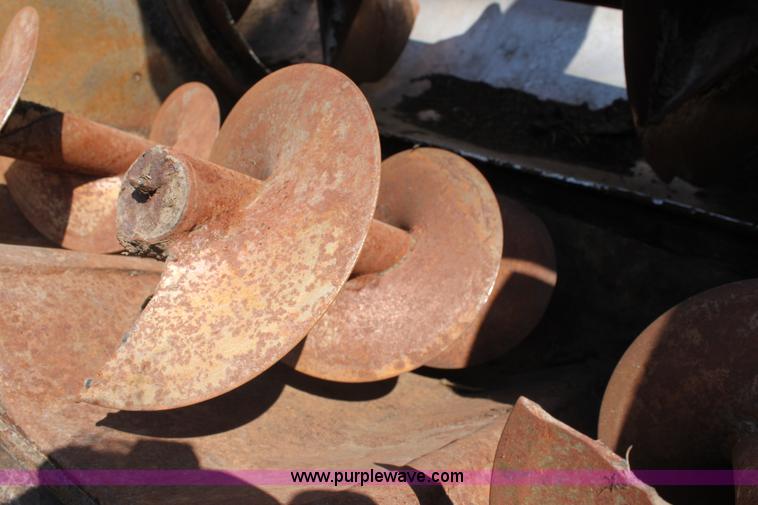 image for item G4726 1995 Mack CH613 feed truck