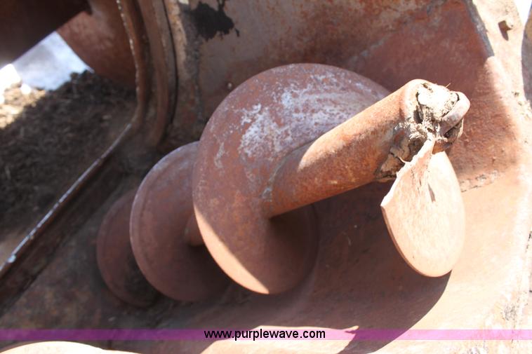 image for item G4726 1995 Mack CH613 feed truck