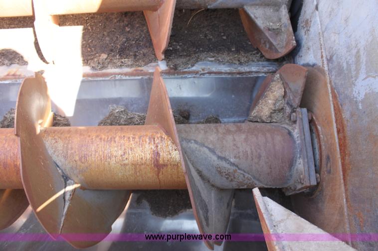 image for item G4726 1995 Mack CH613 feed truck