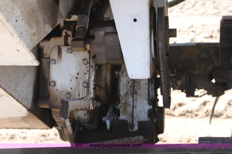 image for item G4726 1995 Mack CH613 feed truck