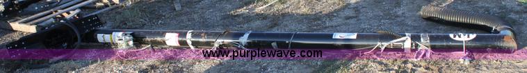 image for item G4923 2010 J&M 15.5' auger