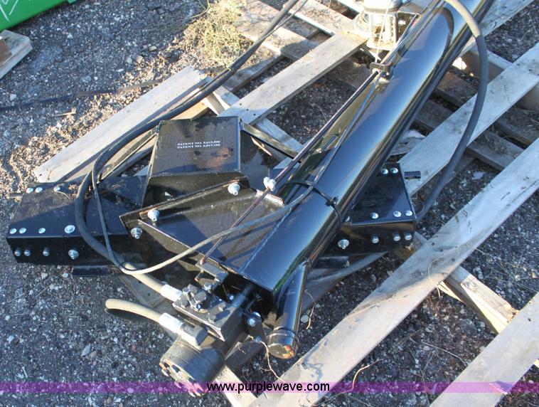 image for item G4924 2010 J&M 15.5' auger