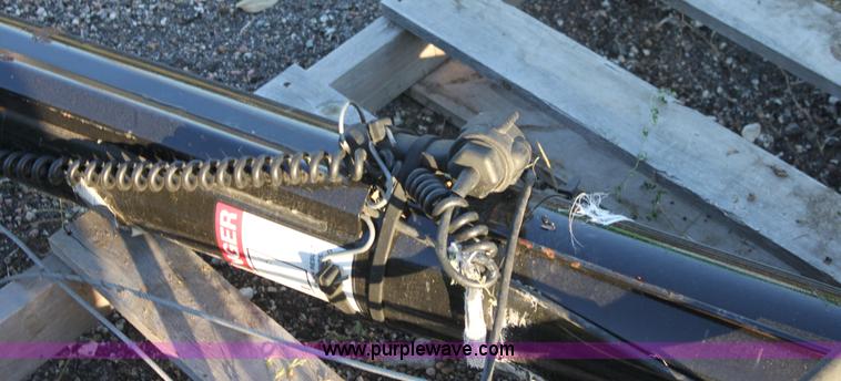 image for item G4924 2010 J&M 15.5' auger