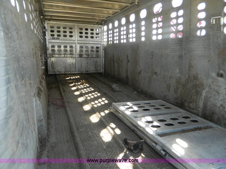 image for item G4980 2008 Wilson 24' tandem axle gooseneck livestock trailer