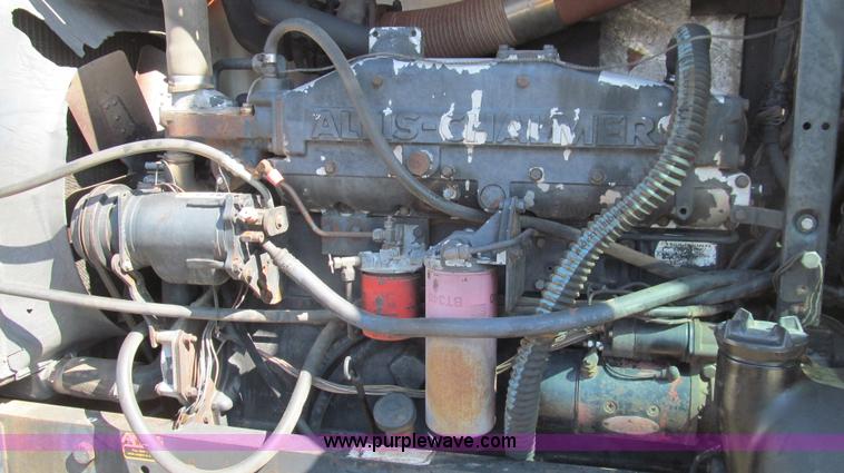 image for item G5506 1981 Allis Chalmers 8050 tractor