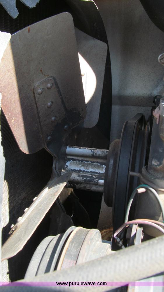 image for item G5506 1981 Allis Chalmers 8050 tractor