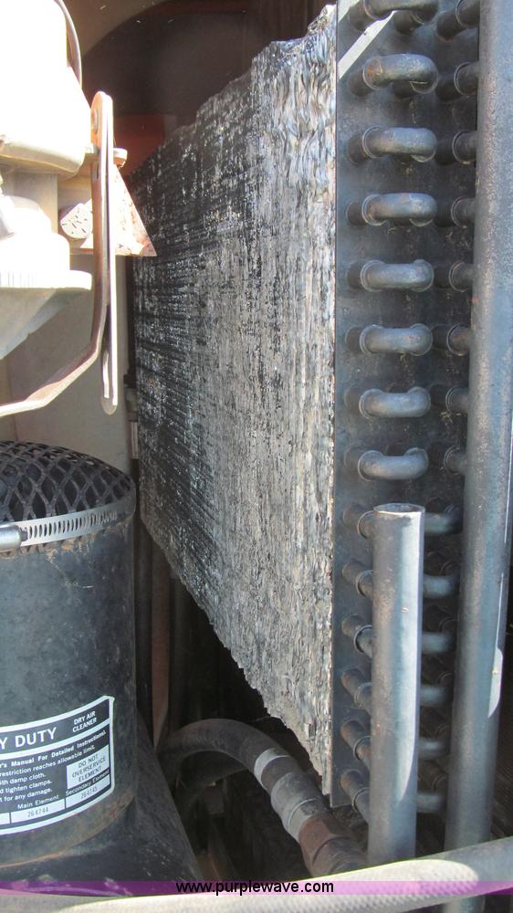 image for item G5506 1981 Allis Chalmers 8050 tractor