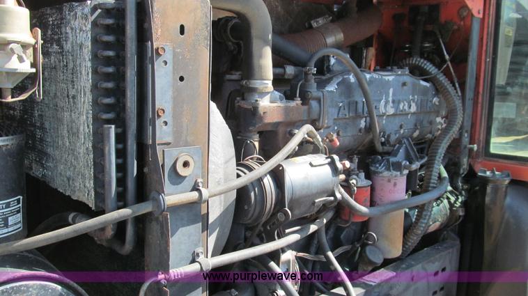 image for item G5506 1981 Allis Chalmers 8050 tractor