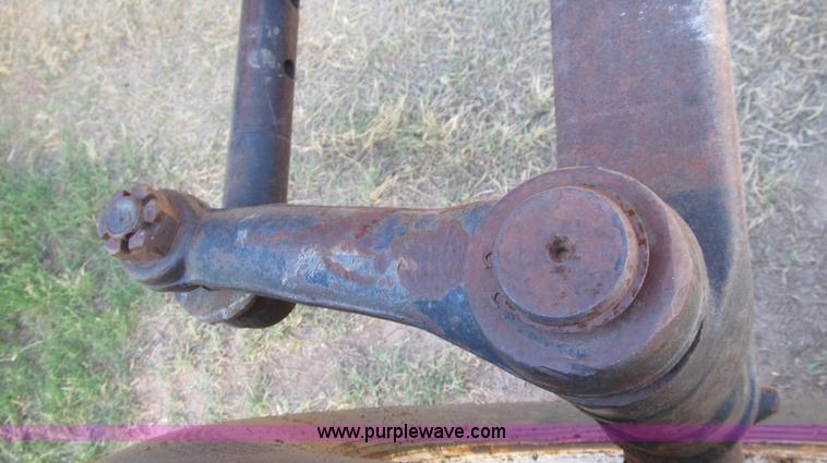 image for item G5506 1981 Allis Chalmers 8050 tractor