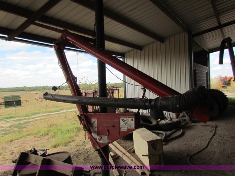 image for item N9146 Westfield auger