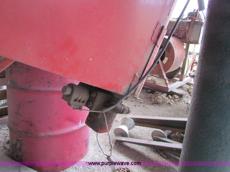 image for item N9146 Westfield auger