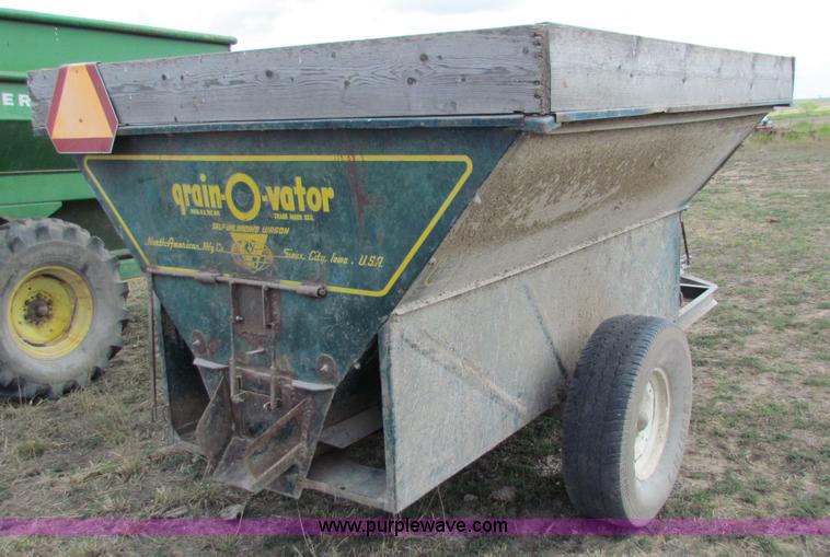 image for item N9147 Grain-O-Vator grain wagon