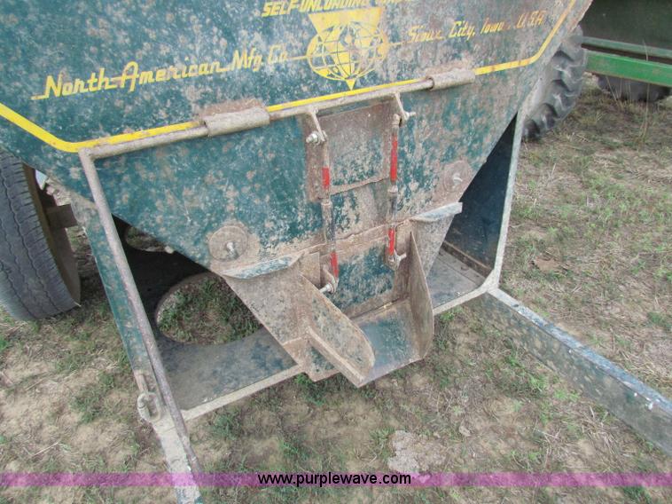 image for item N9147 Grain-O-Vator grain wagon