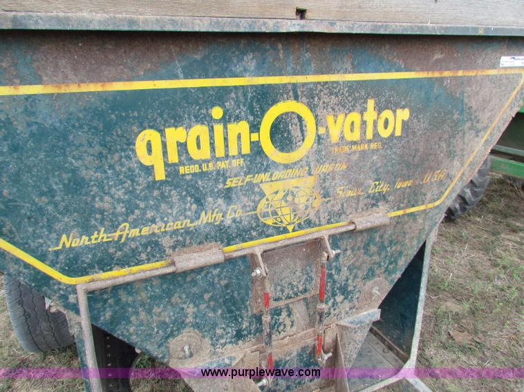 image for item N9147 Grain-O-Vator grain wagon