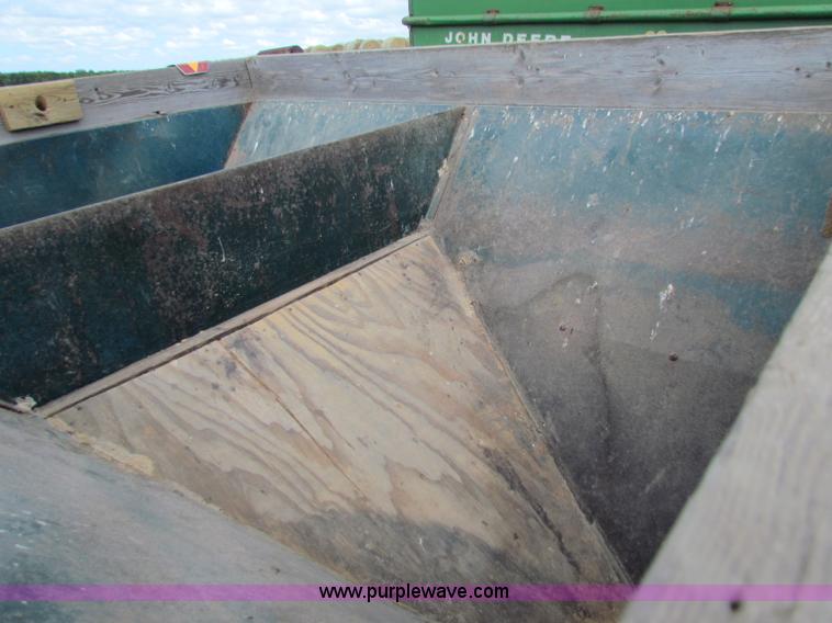 image for item N9147 Grain-O-Vator grain wagon