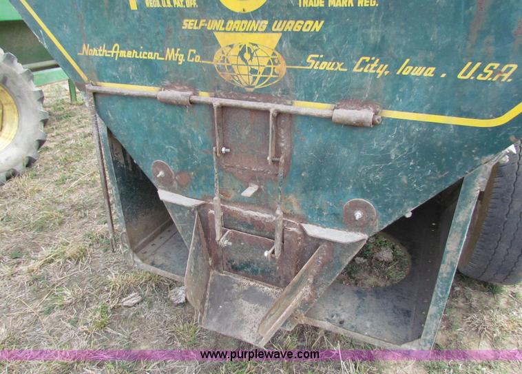 image for item N9147 Grain-O-Vator grain wagon
