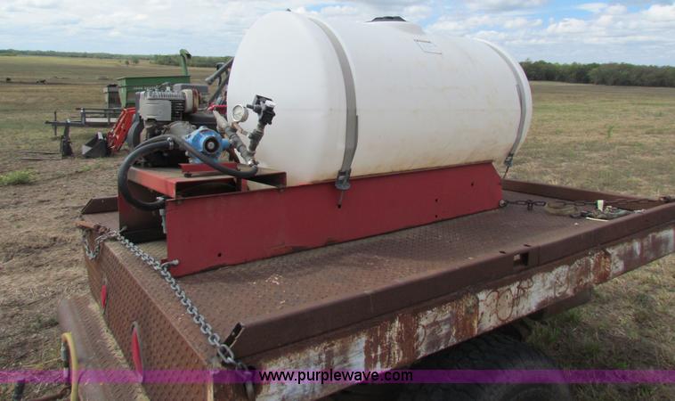 image for item N9153 Tank and pump skid unit