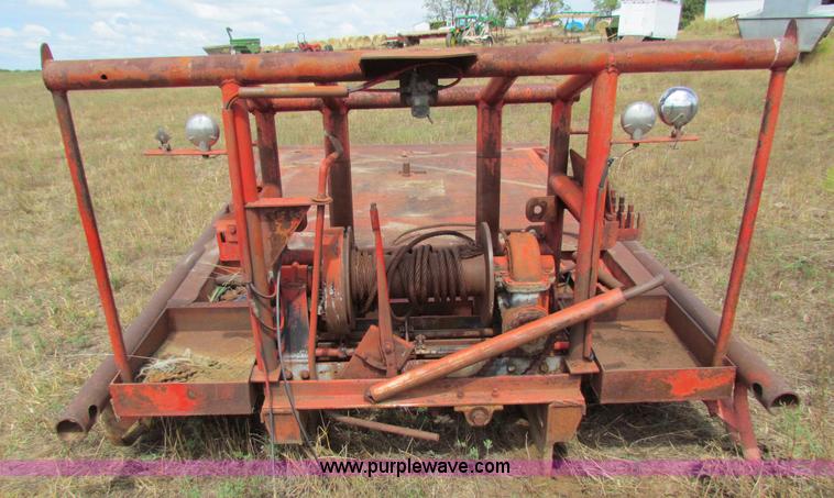 image for item N9154 Tulsa winch and bed