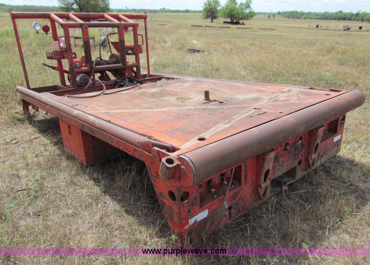 image for item N9154 Tulsa winch and bed
