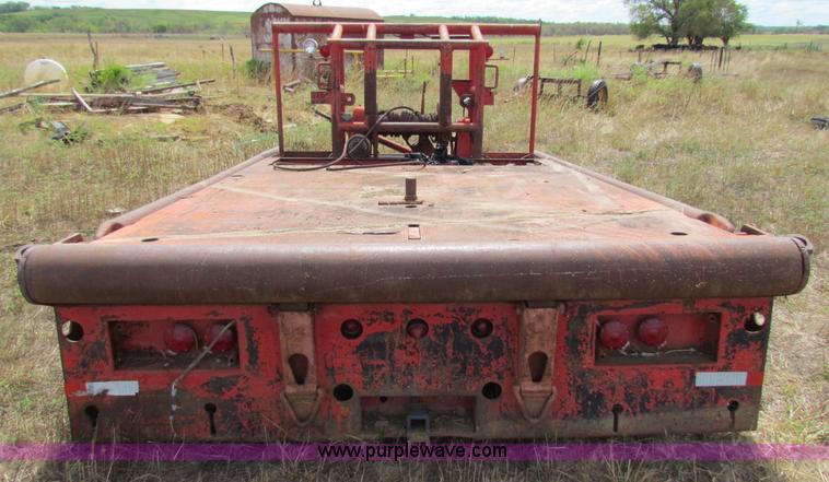 image for item N9154 Tulsa winch and bed
