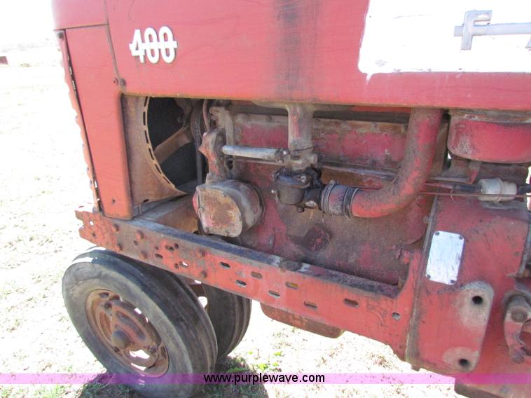 image for item N9155 Farmall 400 tractor