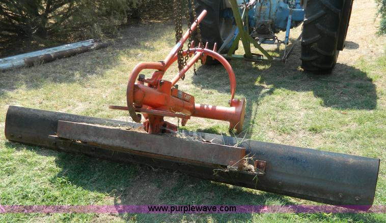 image for item T9399 J I Case G16 8' blade