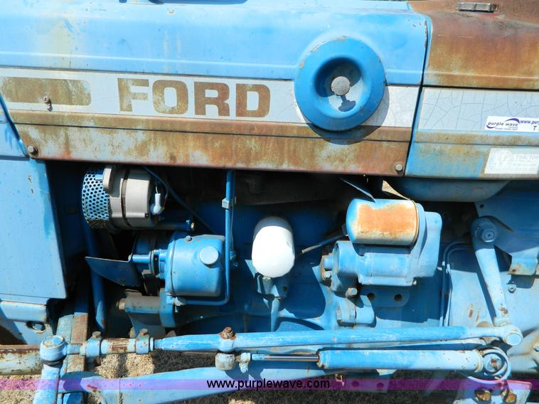 image for item T9401 1978 Ford 3600 tractor